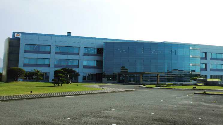 Profil PT Uni-Charm Indonesia Tbk